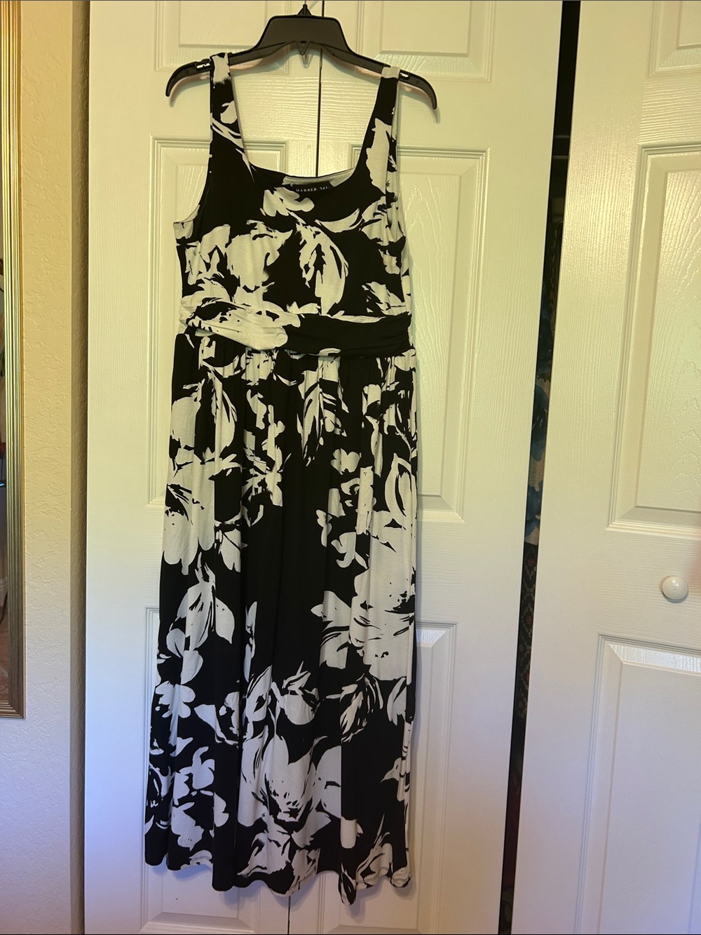 Black & White Floral Maxi Dress - Sleeveless Women's Summer Dress